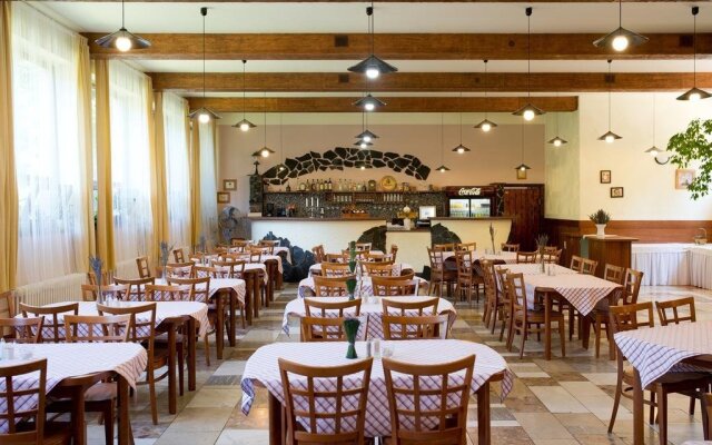 Horský Hotel Podjavorník
