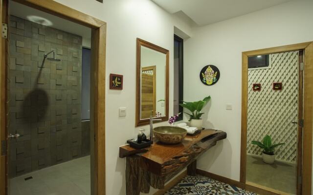 Boravin House