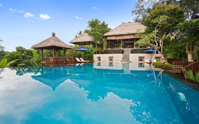 Amori Villas
