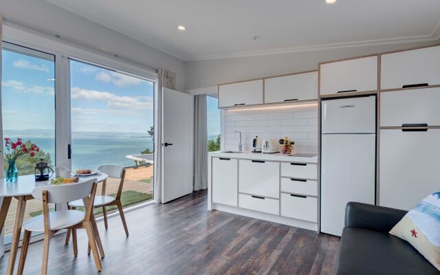 Woodside Bay Chalets