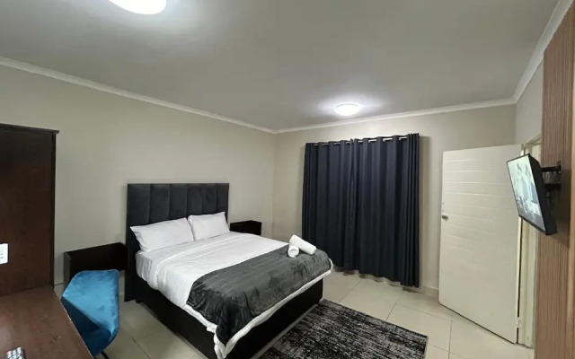 Bayside Suites Hotel