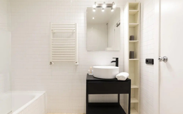 Ab Berlin Les Corts Apartment