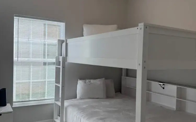 30 min Legoland Spacious Home