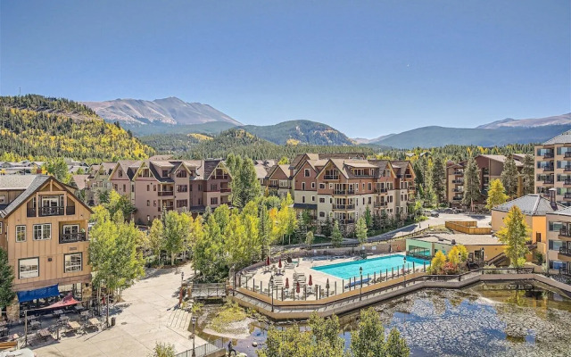 Your Next Vacay at Peak 9 Ski-in/ski-out