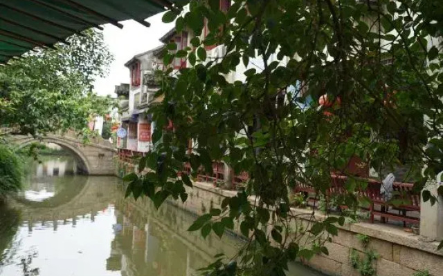 Tongli wear heart inn