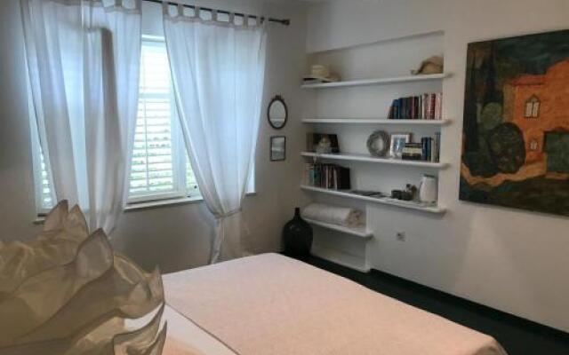 Apartment and Rooms Lapad