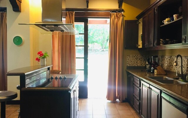 Villa Colibri At Beachfront Gated Community