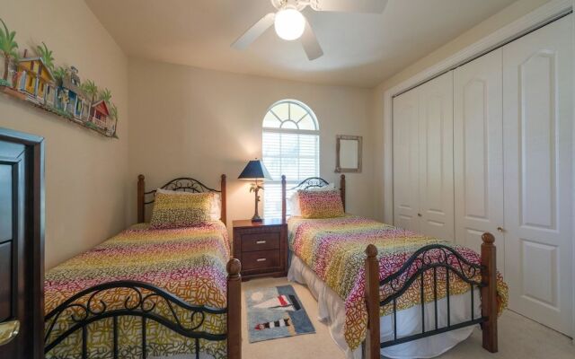 Waterfront Home With Pool, spa and 2nd Floor Balcony