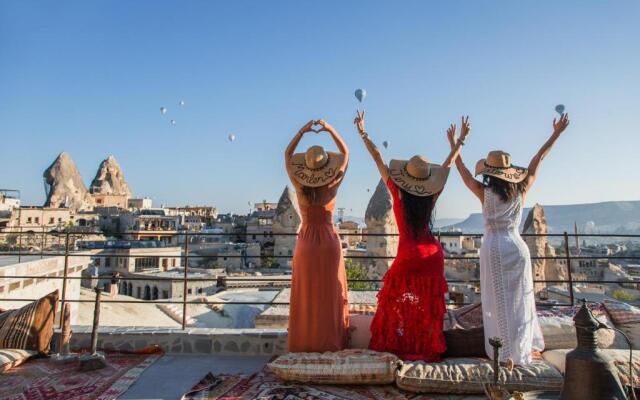 Lunar Cappadocia Hotel