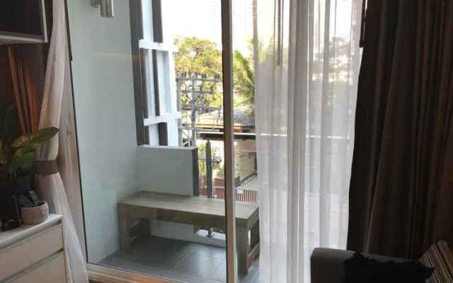 Luxury Condo Sukhumvit 11-13 Asoke Nana Nightlife
