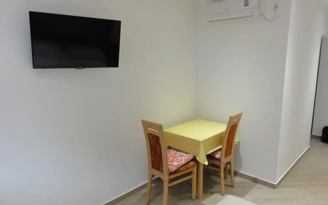 Apartments Ivo