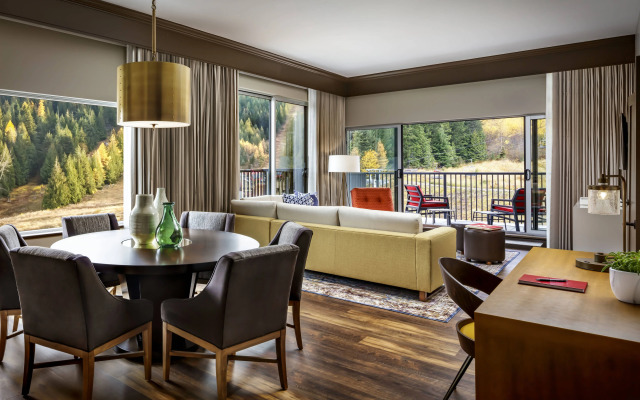 The Josie Hotel, Autograph Collection