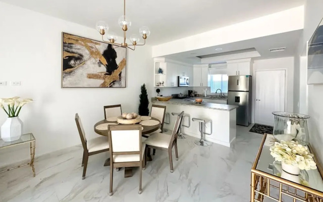 Modern Home in The Exclusivity of Las Conchas