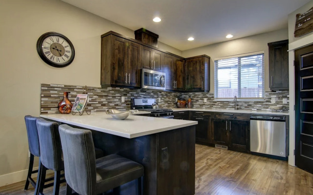 Jacksons Place 3 Bedroom Home by Redawning