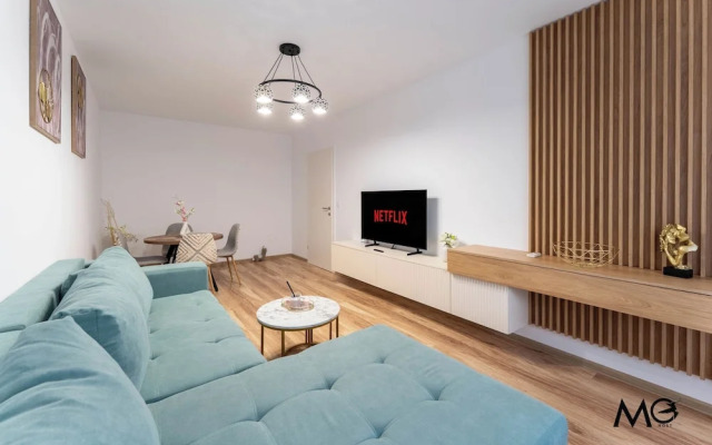 MoHost Sabina - Luxury with Balcony