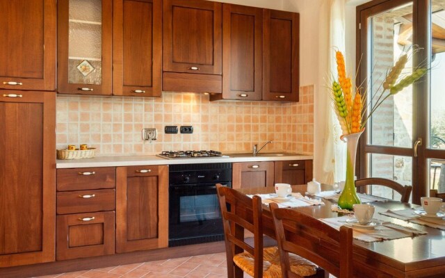 Luxurious Holiday Home in Marsciano With Swimming Pool