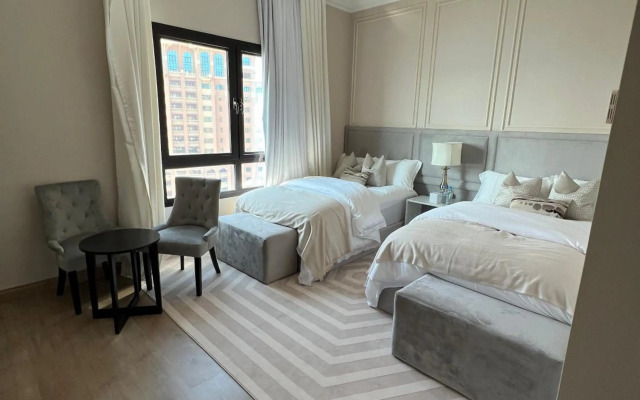 The Key - Luxury Apartment