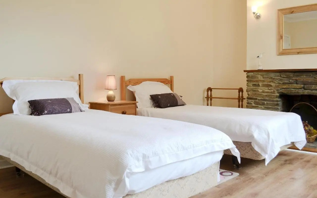 Blackmoor Farmhouse