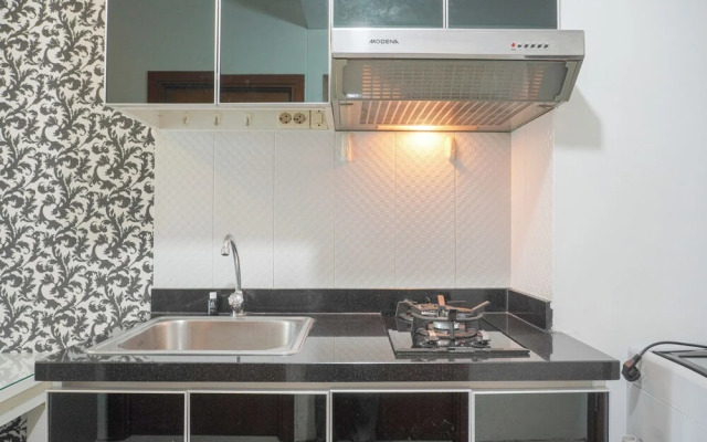 Nice And Comfort 1Br Apartment At Woodland Park Residence