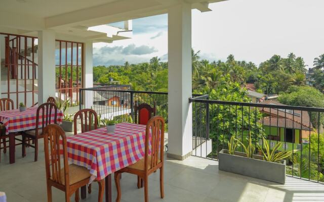Traveller's Hotel Hikkaduwa
