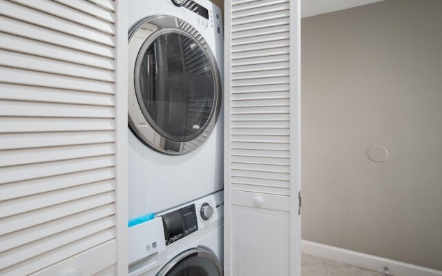 Beachside Two 4213 - flr1 - Efficiency - (4)