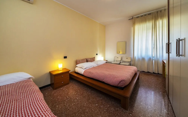 Lia Rooms 3