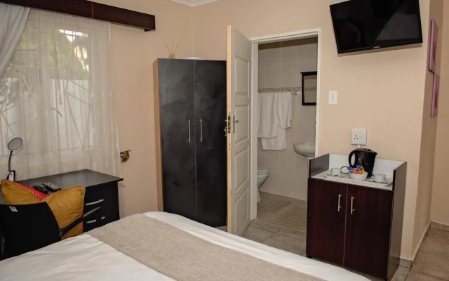 Savannah Guest House