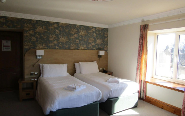 Duke Of Gordon Hotel