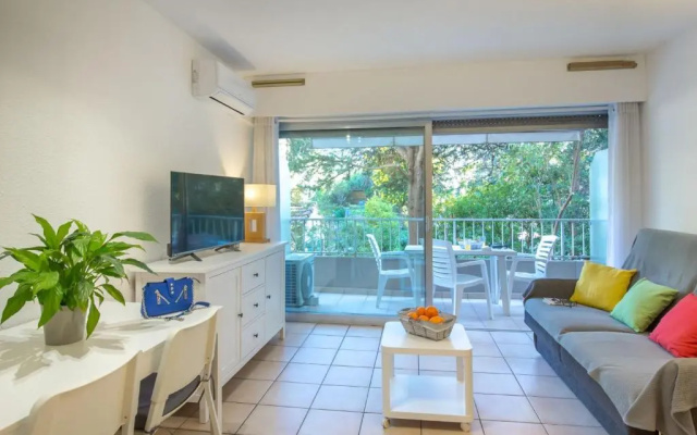 Appartement Saint-Raphaël, 1 pièce, 3 personnes - FR-1-466A-32
