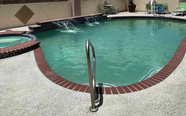 SureStay Hotel by Best Western Deer Park