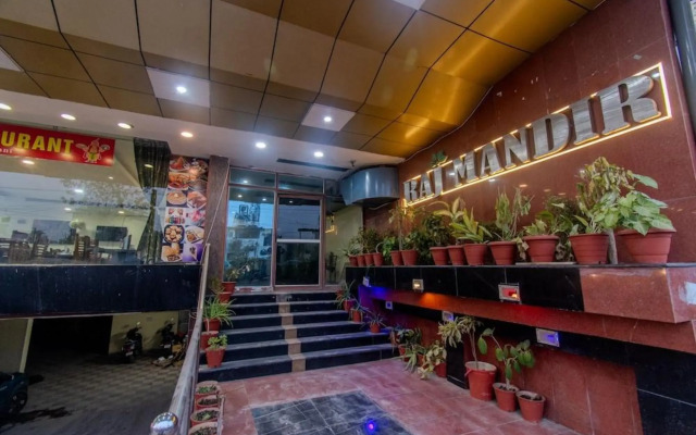Hotel Raj Mandir