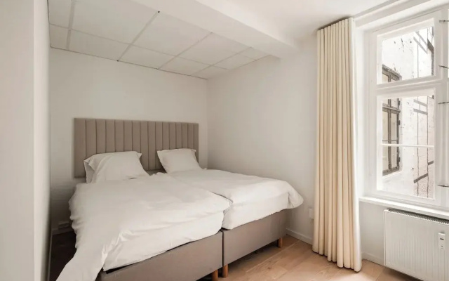 Queens Suites by Daniel&Jacob's