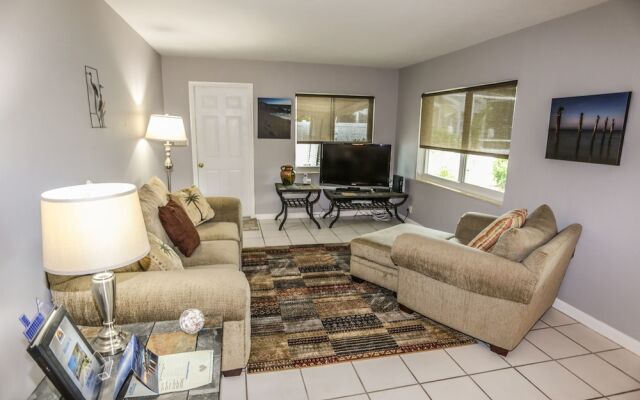 238 Flamingo