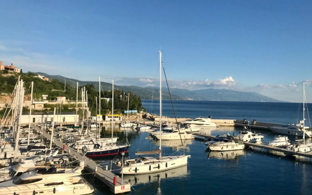 LOFT-Beach-apartments RATKO