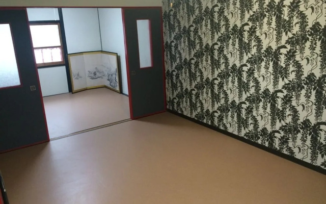 Tsuruhashiy Apartment