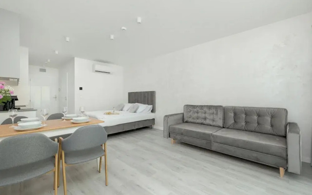 Sea&lake 209 With Parking by Renters