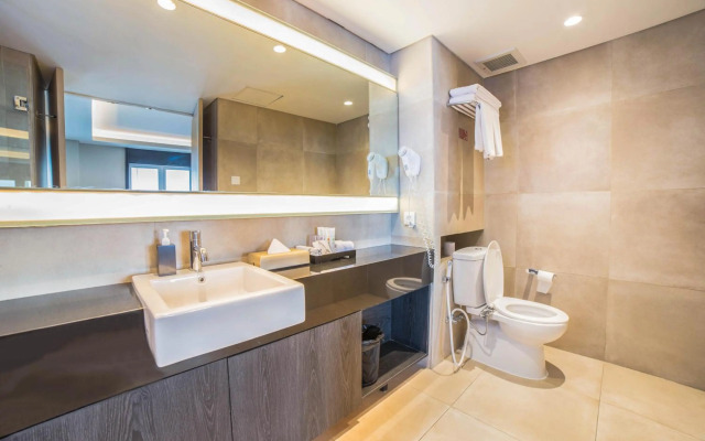 J4 Hotels Legian