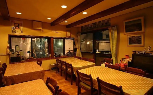 Kusatsu-Onsen Pension Mitomo