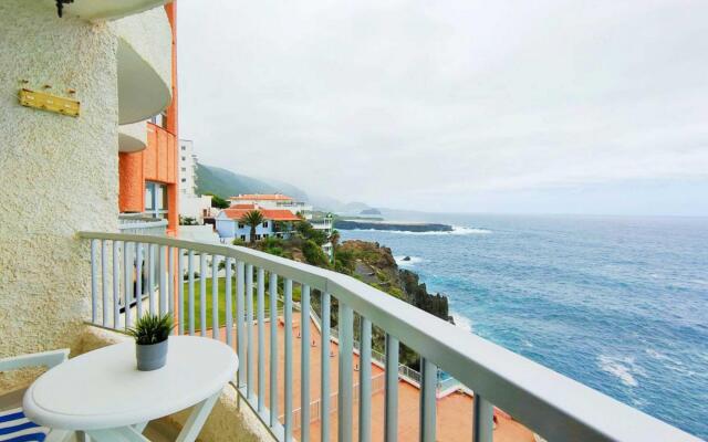Studio with wonderful ocean view and WiFi