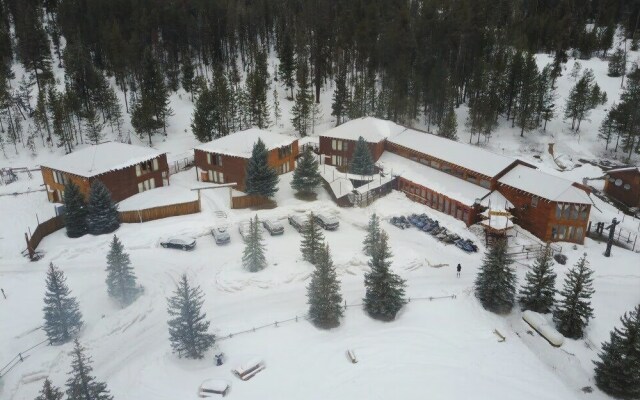 The Lodge At Lolo Hot Springs