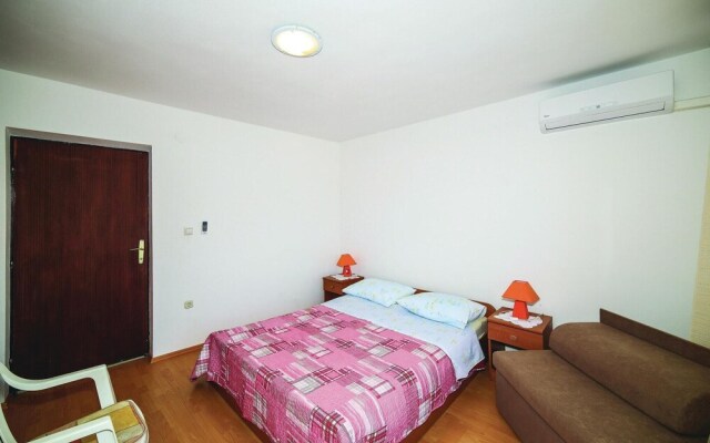 Beautiful Home in Marina With Wifi and 3 Bedrooms