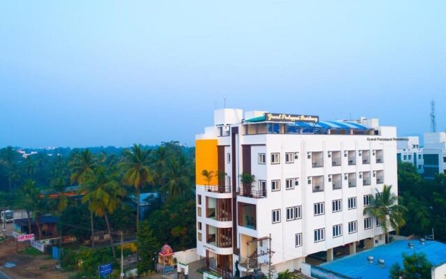 Hotel Grand Padappai Residency