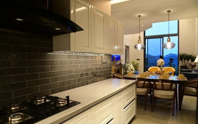 Aura Luxury Stays