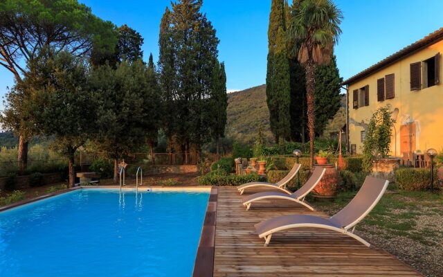 Stefano Resort