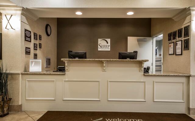 Sleep Inn & Suites Airport
