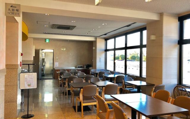 Business Hotel Cosmo Inn