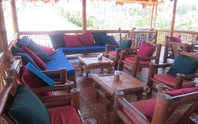 Liquid Dive Resort