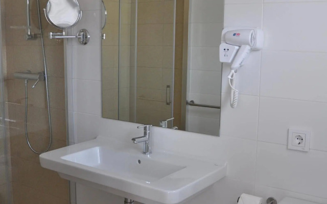 Gami Hotel Adults Only