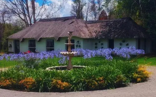 Clivia Lodge