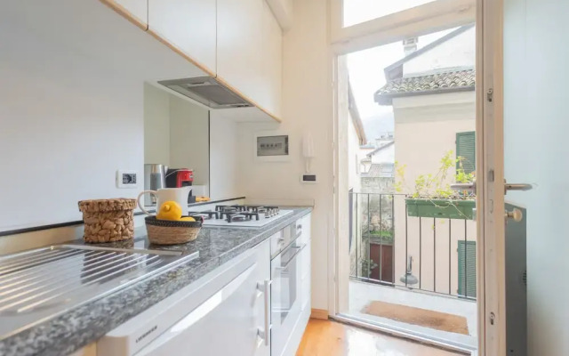 Viav by Rent All Como
